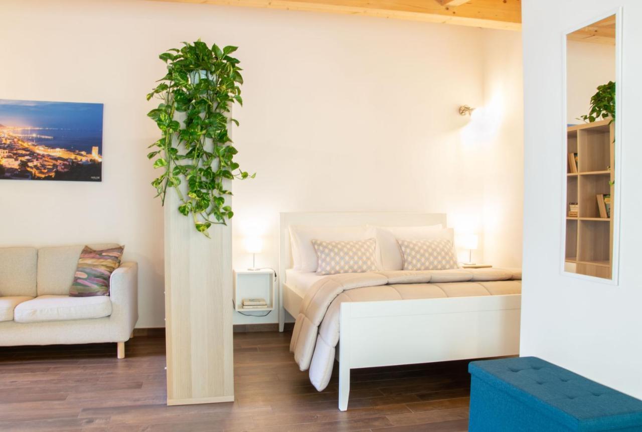 Dependance 6 Apartment Salerno Exterior foto